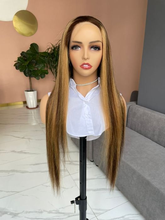 #4/27 highlighted wig